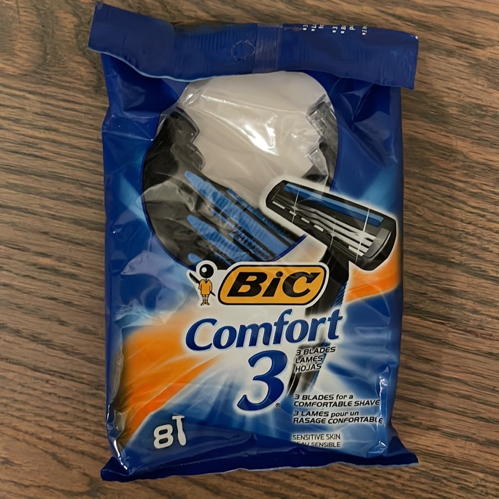 BIC Comfort 3 Razor Bundle - Picture 2 of 3